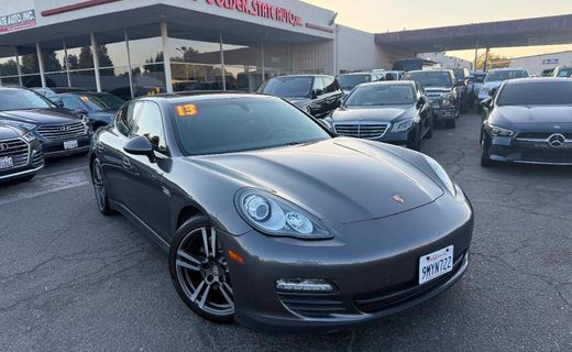 2013 Porsche Panamera