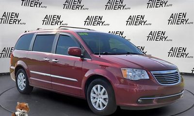 2015 Chrysler Town AND Country Touring