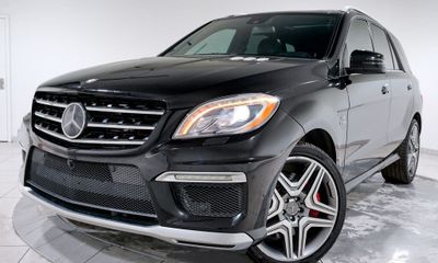2015 Mercedes-Benz ML-Class ML63 AMG 4