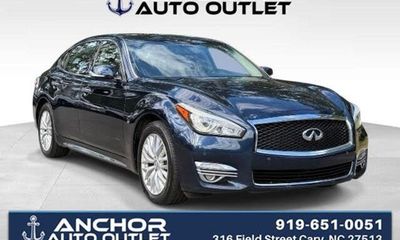 2015 Infiniti Q70L 37