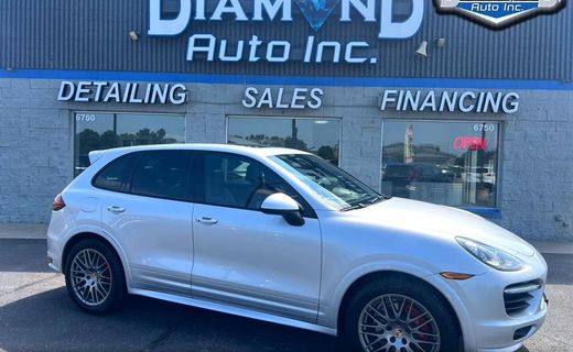 2014 Porsche Cayenne GTS