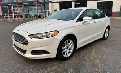 2015 Ford Fusion SE
