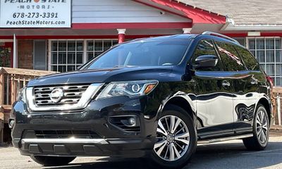 2020 Nissan Pathfinder SV
