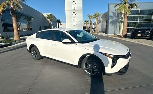 2026 Kia K4