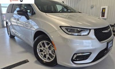 2022 Chrysler Pacifica Touring