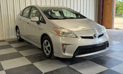 2015 Toyota Prius Three