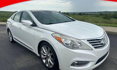 2012 Hyundai Azera W Technology Package