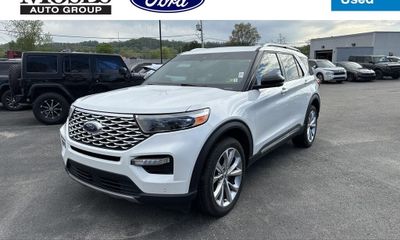2023 Ford Explorer Platinum