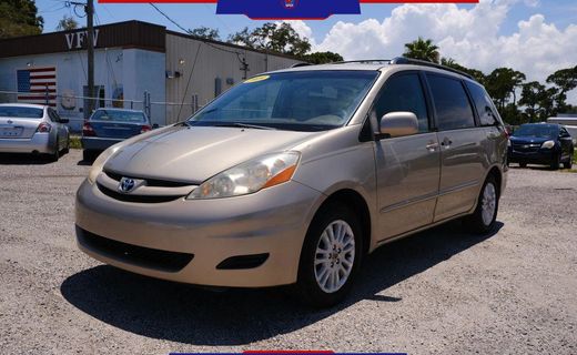 2009 Toyota Sienna XLE