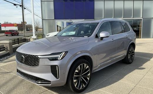 2026 Volvo XC90 Plus Bright
