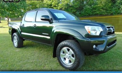 2013 Toyota Tacoma Delux