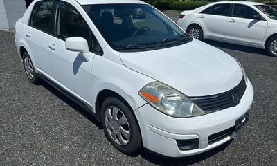 2009 Nissan Versa S
