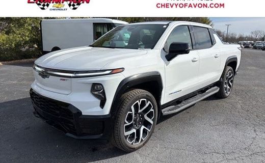 2025 Chevrolet Silverado RST