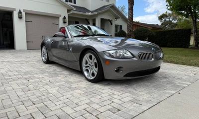 2005 BMW Z4 3 0SI