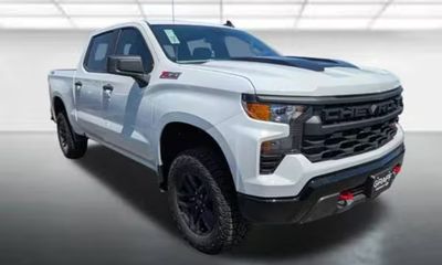 2026 Chevrolet Silverado Trail Boss Custom