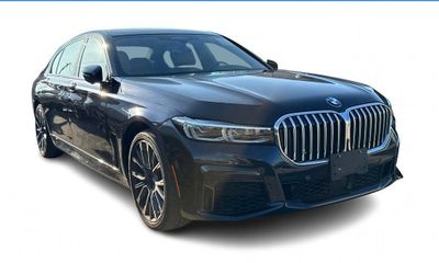 2021 BMW 750i xDrive