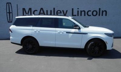 2026 Lincoln Navigator L Reserve