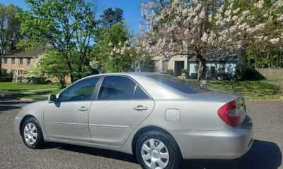 2003 Toyota Camry LE
