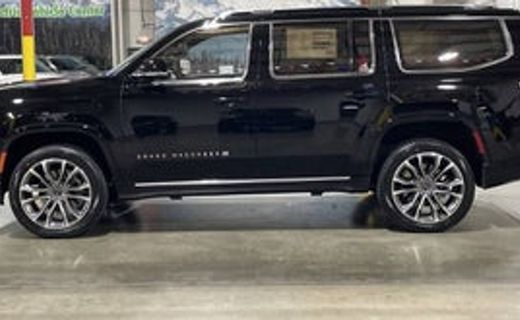 2022 Jeep Grand Wagoneer Series III