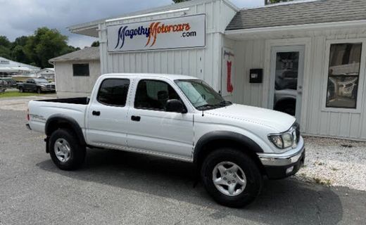 2004 Toyota Tacoma Deluxe