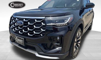 2025 Ford Explorer Platinum