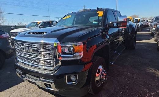 2018 GMC Sierra Denali