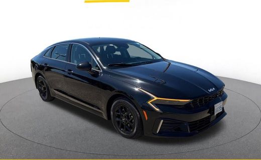 2025 Kia K5 LXS