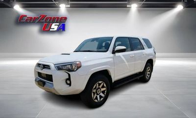 2024 Toyota 4RUNNER TRD Offroad