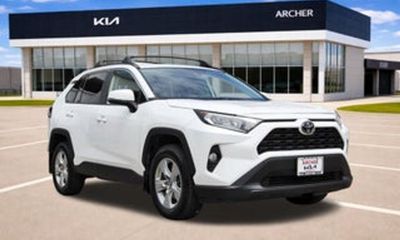 2021 Toyota RAV4 LE