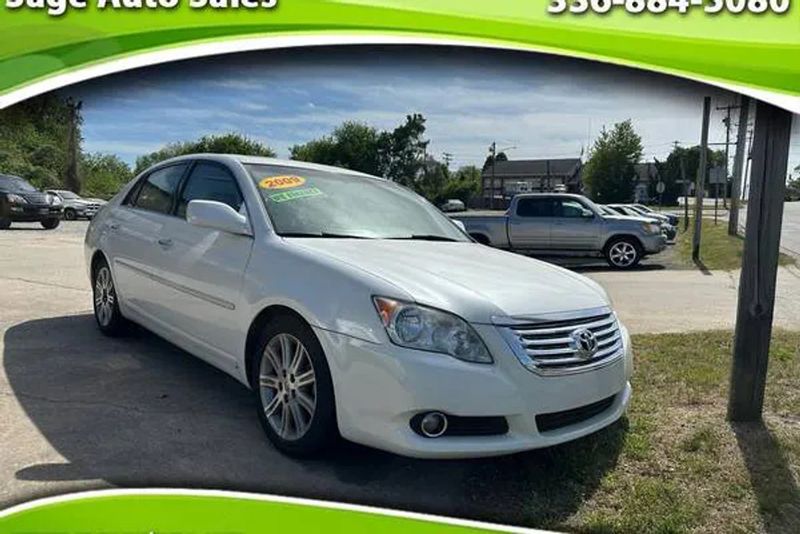 2009 Toyota Avalon — a typically priced live listing