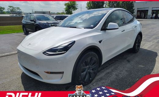 2025 Tesla Model Y Long Range