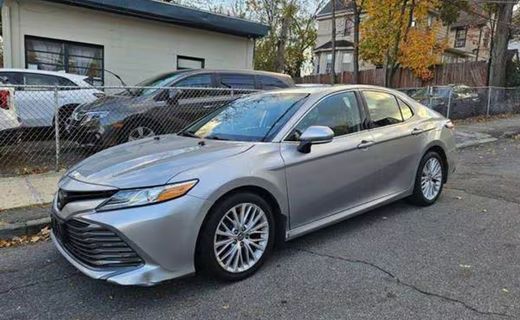2020 Toyota Camry XLE