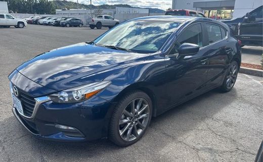 2018 Mazda MAZDA3 Touring