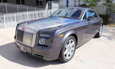 2009 Rolls-Royce Phantom Base