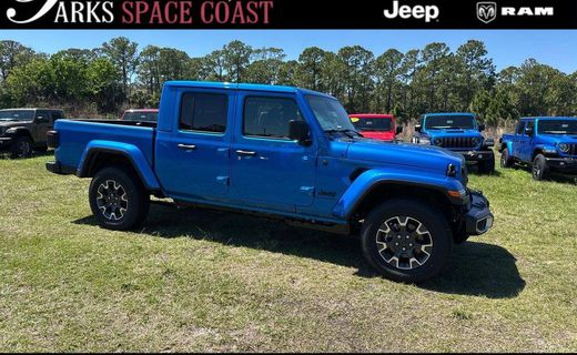 2026 Jeep Gladiator Sport