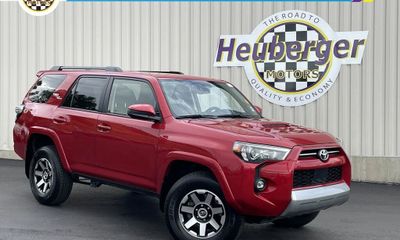 2023 Toyota 4RUNNER TRD Offroad