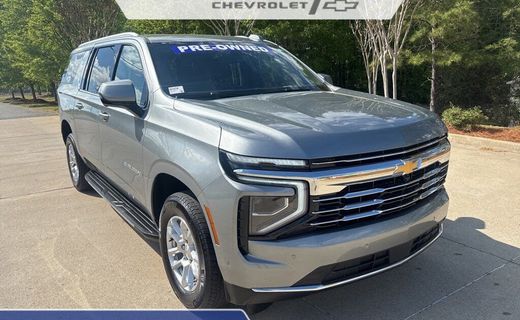 2025 Chevrolet Suburban LT