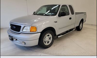 2004 Ford F-150 Heritage Classic Styleside