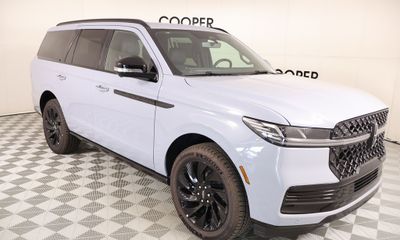 2025 Lincoln Navigator Reserve