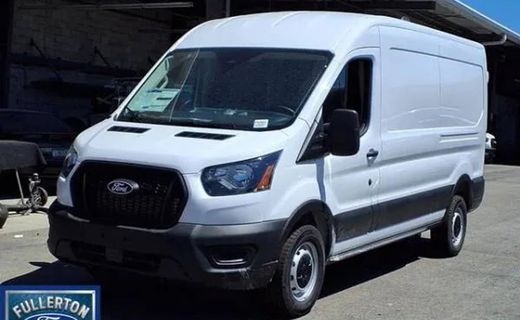 2026 Ford Transit Medium Roof