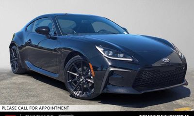 2025 Toyota GR86 Premium