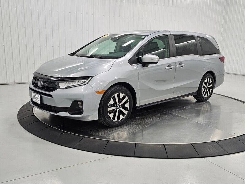 2025 Honda Odyssey — a typically priced live listing