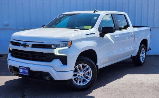 2025 Chevrolet Silverado RST