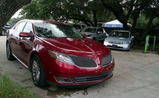 2014 Lincoln MKS Base