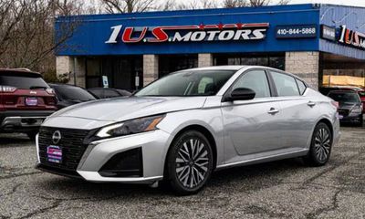 2024 Nissan Altima SV