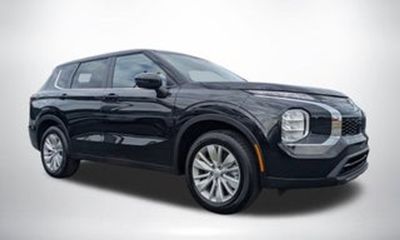 2026 Mitsubishi Outlander ES