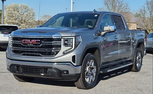 2026 GMC Sierra SLT