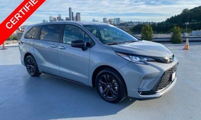 2025 Toyota Sienna XSE