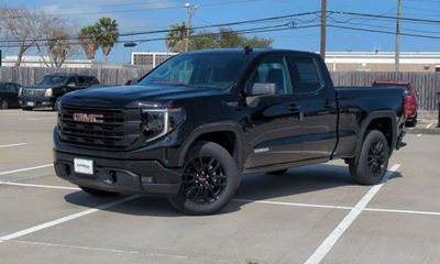 2026 GMC Sierra Elevation