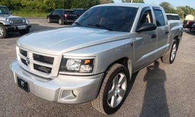 2011 Dodge Dakota SXT SLT
